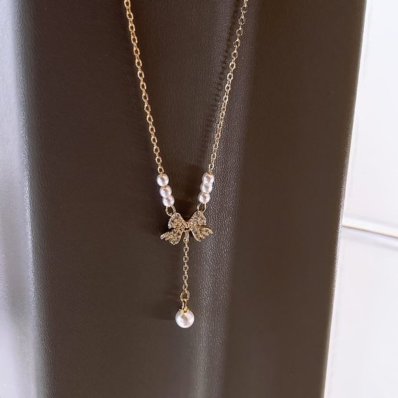 GOLIC Bow Pearl Necklace - Picture 11 of 14